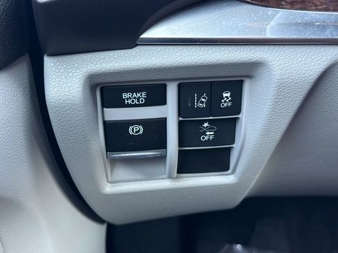 Used 2018 Acura MDX SH-AWD image 31