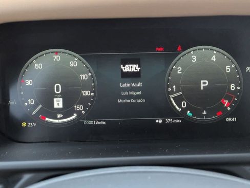 New 2026 Land Rover Defender 110 X-Dynamic SE image 35