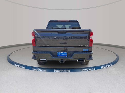 Certified 2022 Chevrolet Silverado 1500 Custom Trail Boss AWD/4WD image 5