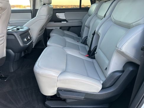 Used 2025 Ford Expedition Max Active image 12