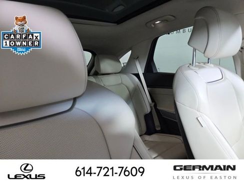 Used 2023 Genesis GV70 2.5T w/ Advanced Package AWD/4WD image 21