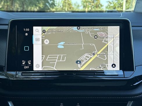 New 2026 Volkswagen Atlas Cross Sport SEL Premium R-Line image 18