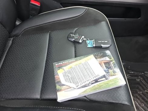 Used 2023 RAM 1500 Laramie image 26