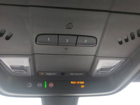 Used 2019 Cadillac XT4 Premium Luxury w/ Trailering Package AWD/4WD image 17