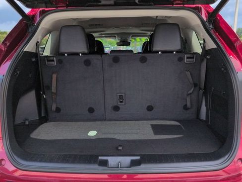 Used 2022 Toyota Highlander XLE FWD image 13