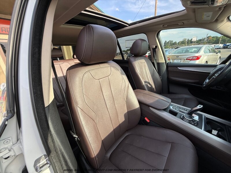 Used 2016 BMW X5 xDrive40e w/ Premium Package AWD/4WD image 20