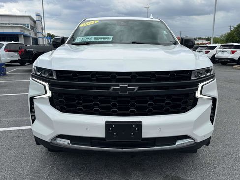 Used 2024 Chevrolet Tahoe LS AWD/4WD image 2
