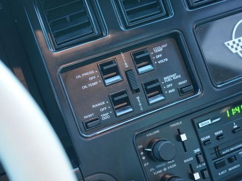 Used 1988 Chevrolet Corvette Base image 19