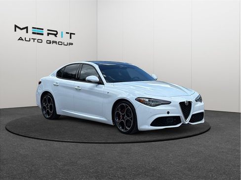 Used 2022 Alfa Romeo Giulia Ti w/ Active Assist Plus Package RWD image 1
