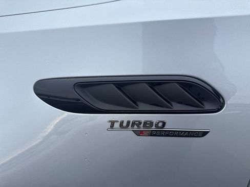 Used 2025 Mercedes-Benz C 36 AMG S image 8