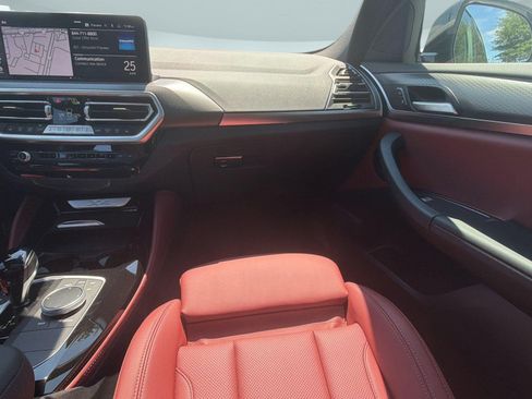 Used 2025 BMW X4 xDrive30i w/ Premium Package AWD/4WD image 30