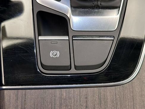 Certified 2023 Audi Q5 2.0T Premium Plus w/ Premium Plus Package AWD/4WD image 29