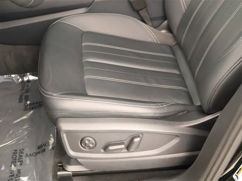 Certified 2023 Audi Q5 2.0T Premium w/ Convenience Package image 25