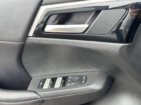 Used 2023 Mitsubishi Outlander SE AWD/4WD image 18
