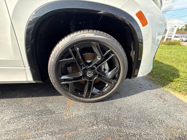 New 2026 Volkswagen Tiguan SE R-Line AWD/4WD image 9