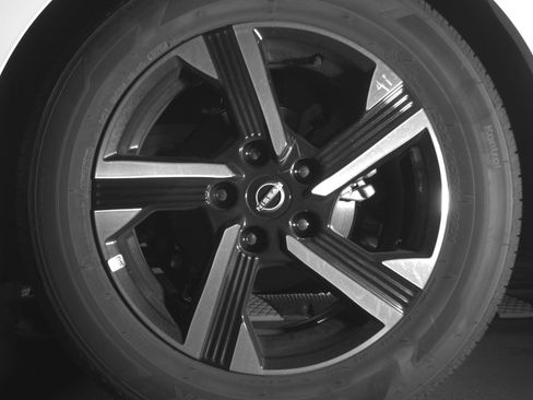 Used 2025 Nissan Sentra SV FWD image 13
