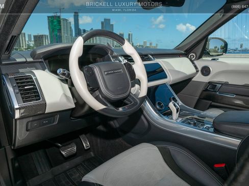 Used 2022 Land Rover Range Rover Sport SVR Carbon Edition AWD/4WD image 8