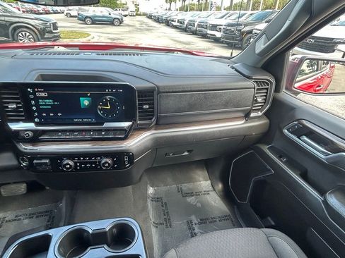 Used 2025 Chevrolet Silverado 1500 LT RWD image 15