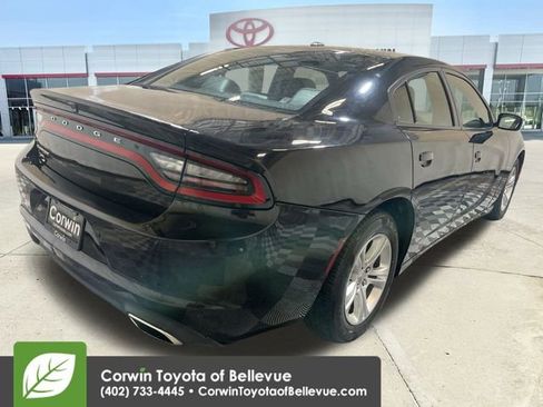 Used 2021 Dodge Charger SXT w/ Leather Interior Group image 8