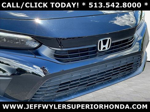 Used 2023 Honda Civic Sport image 31