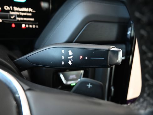 Used 2025 GMC Yukon Denali image 27