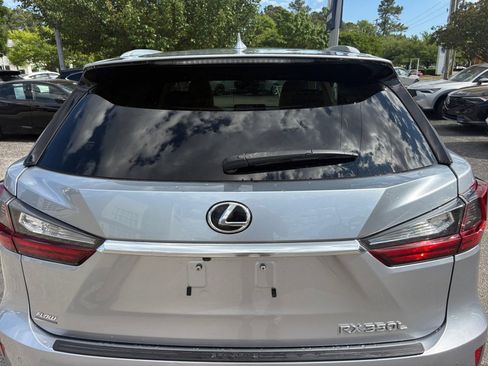 Used 2022 Lexus RX 350L FWD w/ Premium Package image 18