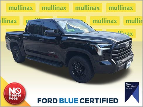 Used 2025 Toyota Tundra SR5 w/ SR5 Convenience Package AWD/4WD image 1