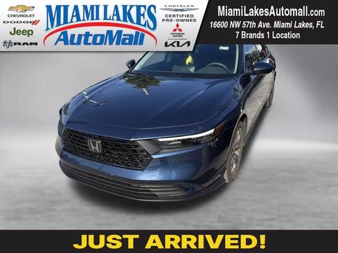 Used 2023 Honda Accord EX image 1