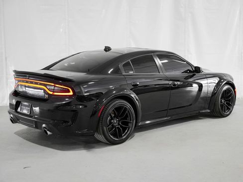 Used 2022 Dodge Charger Scat Pack RWD image 6
