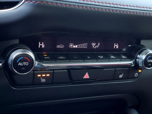 New 2026 MAZDA MAZDA3 Carbon image 15