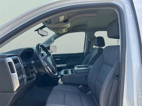 Used 2018 Chevrolet Silverado 1500 LT w/ All Star Edition image 9