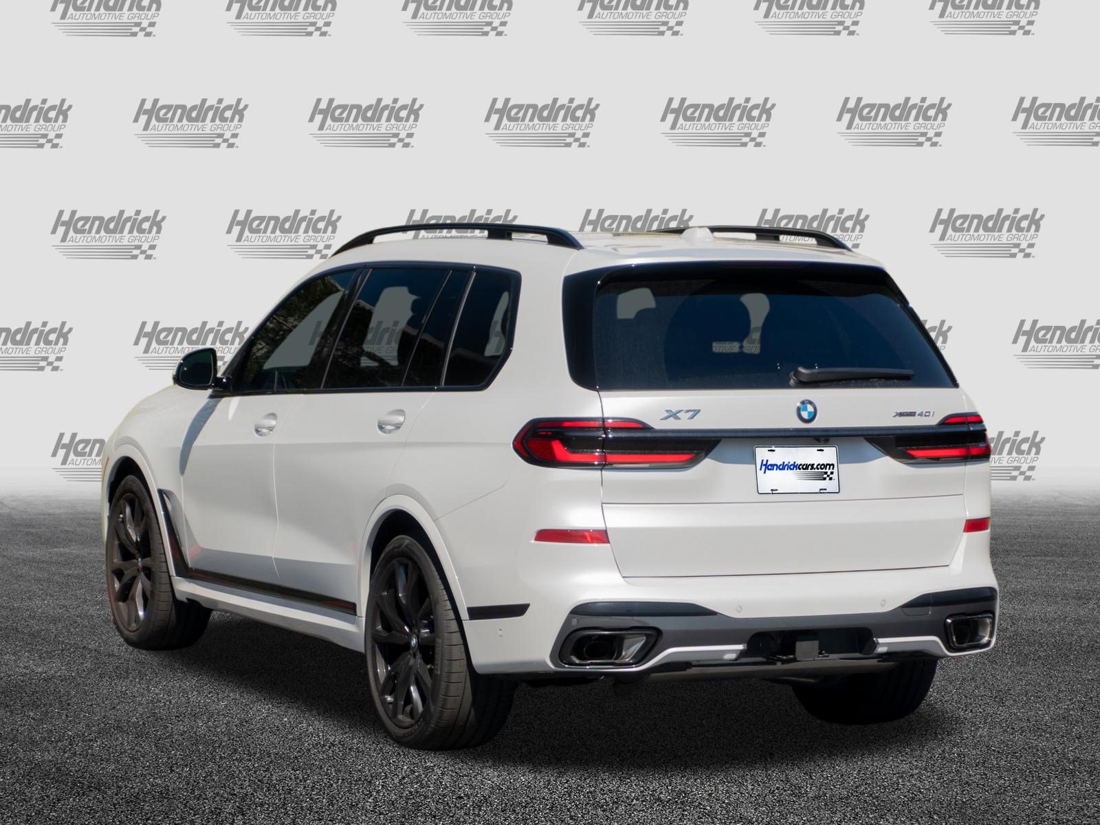 Certified 2027 BMW X7 xDrive40i w/ M Sport Package AWD/4WD image 6