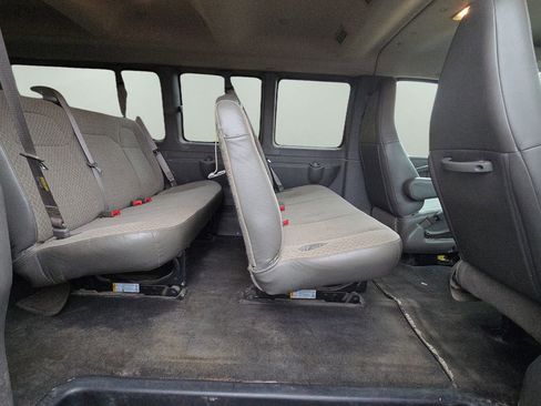 Used 2017 Chevrolet Express 3500 LT w/ LT Preferred Equipment Group image 14