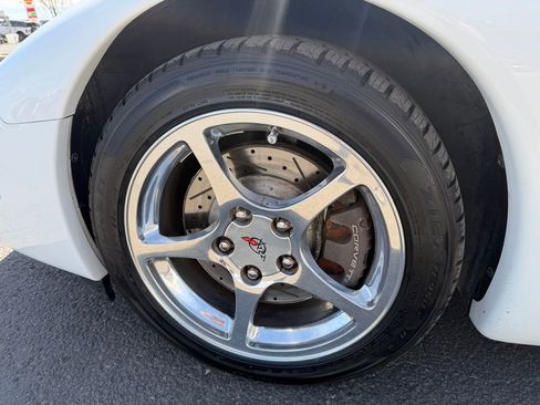 Used 2000 Chevrolet Corvette Convertible image 35