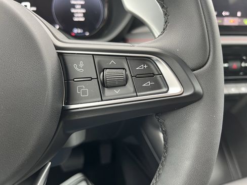 Used 2024 Dodge Hornet R/T w/ R/T Blacktop Package image 23