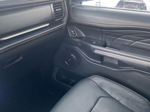 Used 2024 Ford Expedition Max Platinum AWD/4WD image 14