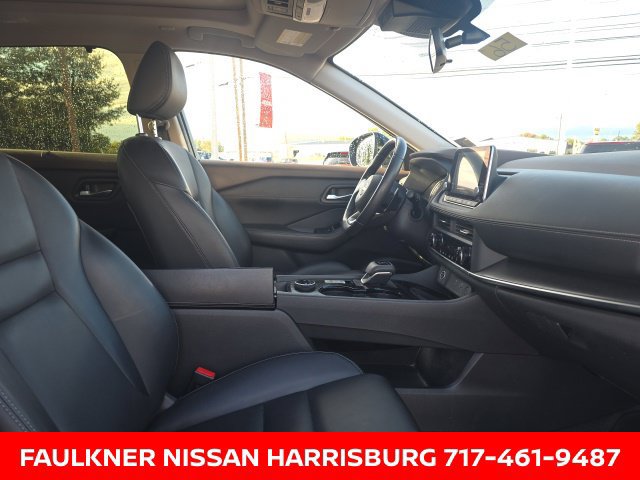 Certified 2023 Nissan Rogue SV w/ SV Premium B Package AWD/4WD image 12