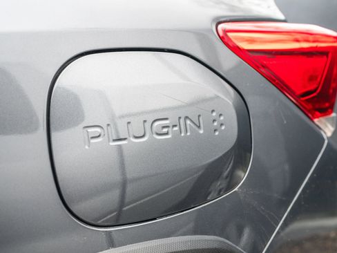 Used 2020 Subaru Crosstrek Hybrid w/ Moonroof Package w/Navigation image 8