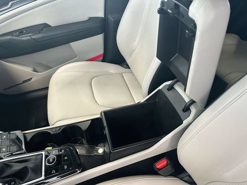 Certified 2023 Kia Sportage EX FWD image 24