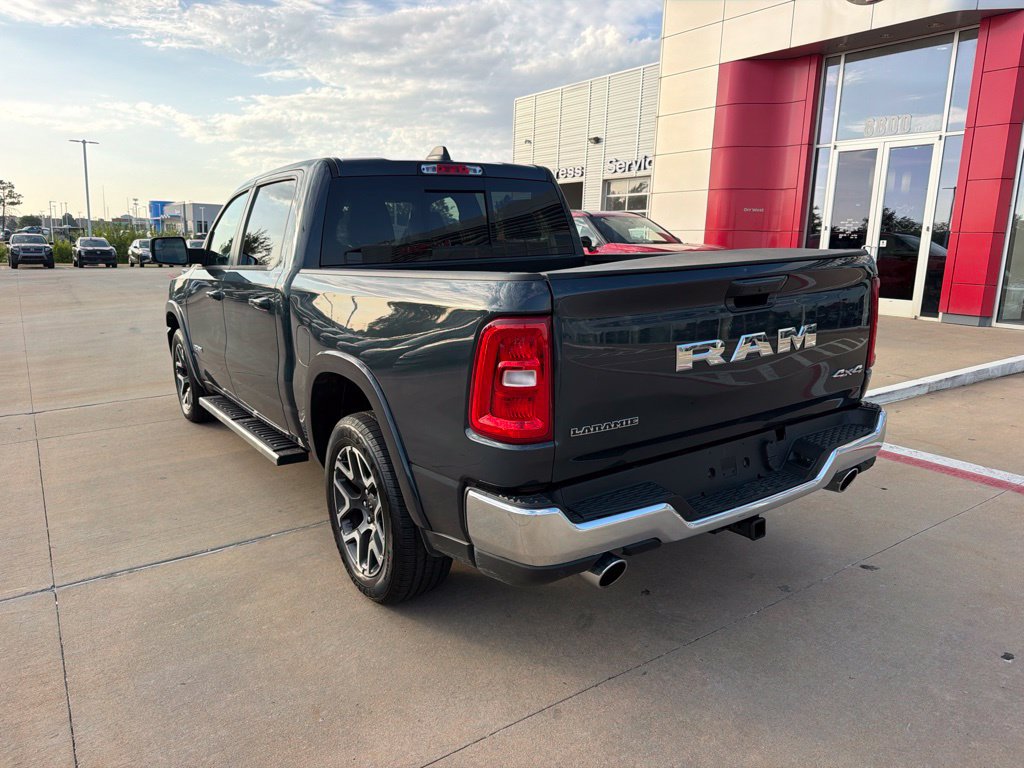 Used 2026 RAM 1500 Laramie AWD/4WD image 3