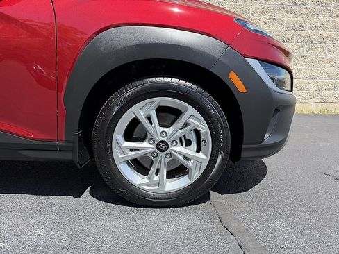 Used 2023 Hyundai Kona SEL AWD/4WD image 7