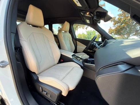Used 2026 BMW X3 xDrive30i w/ Convenience Package AWD/4WD image 25