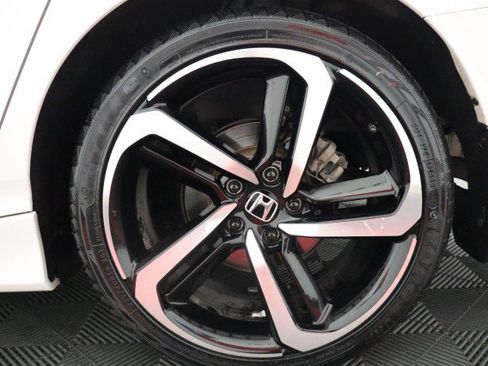 Used 2018 Honda Accord Sport image 86