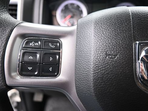 Used 2022 RAM 1500 Classic SLT AWD/4WD image 13