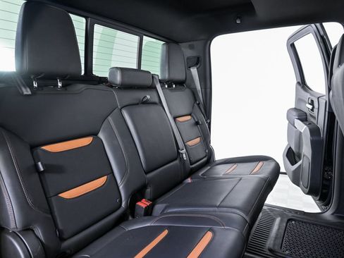 Used 2021 GMC Sierra 1500 AT4 w/ Technology Package image 24