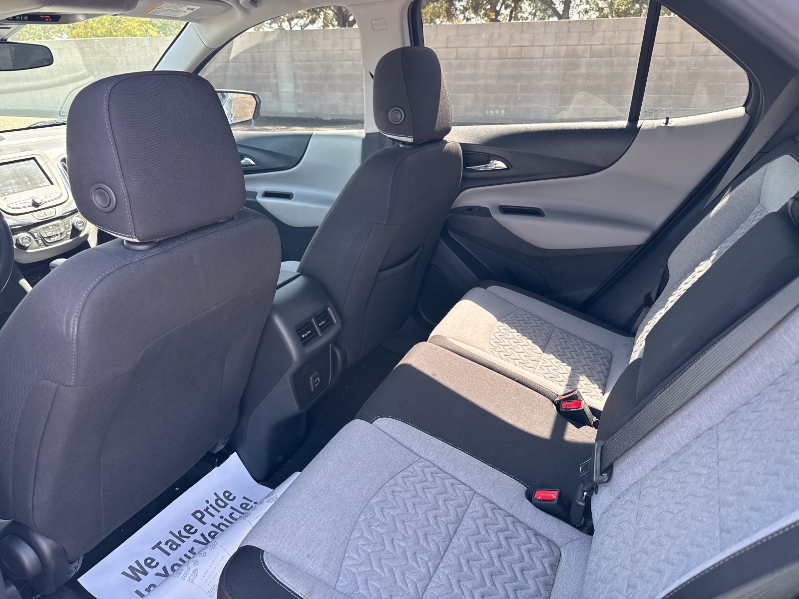 Used 2023 Chevrolet Equinox LS FWD image 14