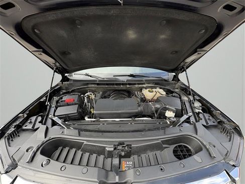 Used 2022 GMC Yukon SLT w/ SLT Luxury Package image 10