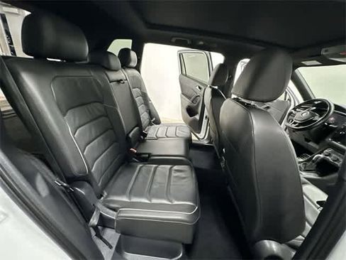 Certified 2020 Volkswagen Tiguan SEL Premium R-Line image 26