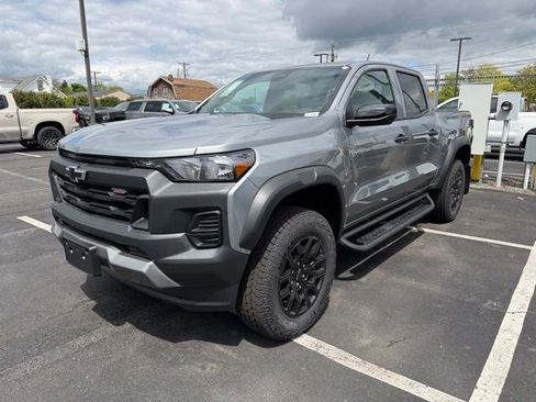 New 2026 Chevrolet Colorado Trail Boss AWD/4WD image 3