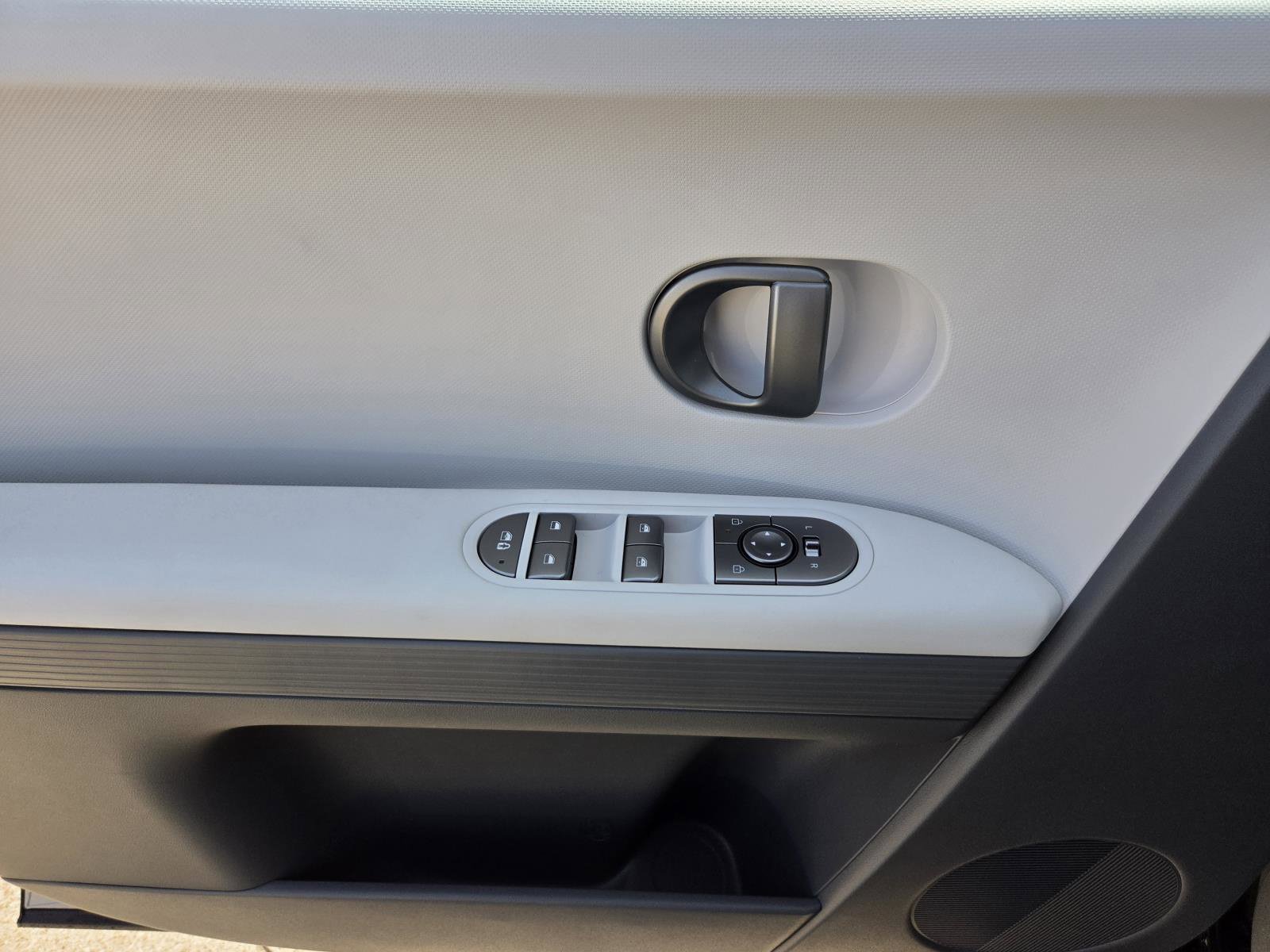New 2027 Hyundai Ioniq 5 SEL RWD image 13